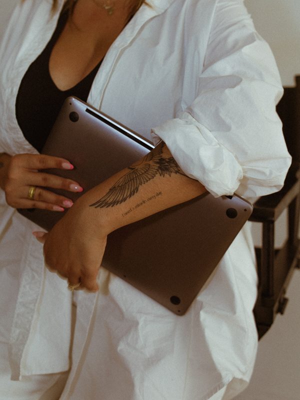 Becca Luna with her laptop